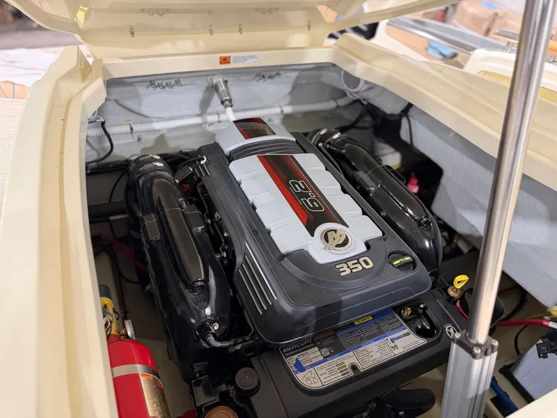 Slide: The Image of Chris-Craft LAUNCH GT 25 2024 - 6