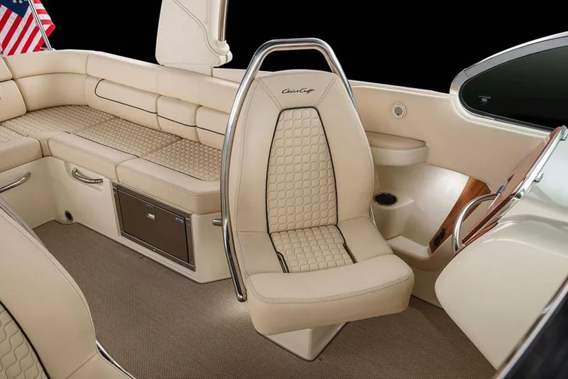 Slide: The Image of Chris-Craft LAUNCH GT 25 2024 - 9