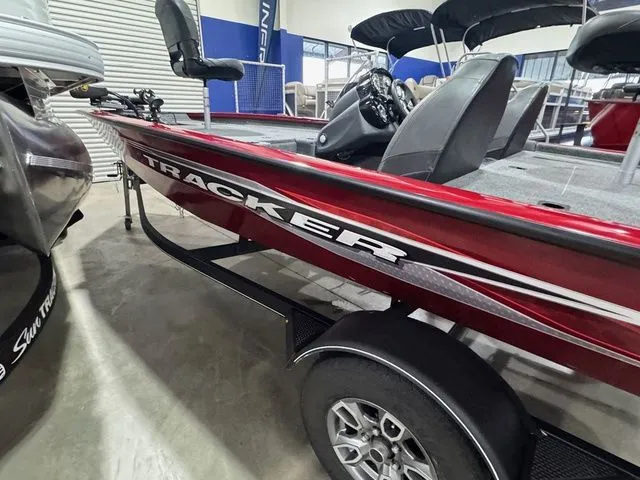 Slide: The Image of Tracker Pro Team 175 TXW 2021 - 25