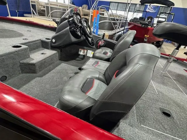 Slide: The Image of Tracker Pro Team 175 TXW 2021 - 27