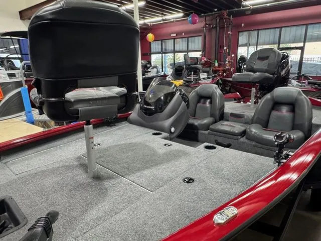 Slide: The Image of Tracker Pro Team 175 TXW 2021 - 31