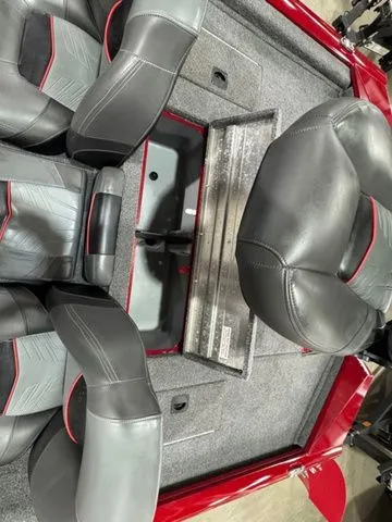 Slide: The Image of Tracker Pro Team 175 TXW 2021 - 39