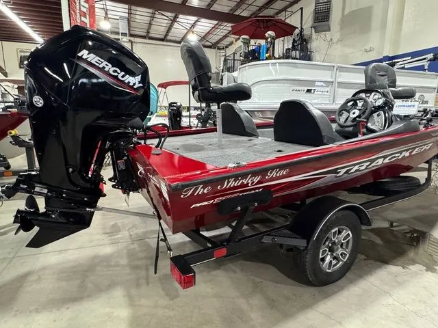 Slide: The Image of Tracker Pro Team 175 TXW 2021 - 7