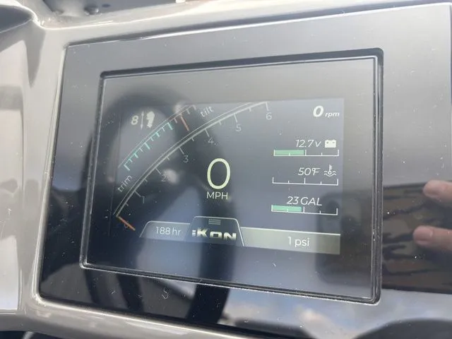 Slide: The Image of Ikon LX20 2024 - 22