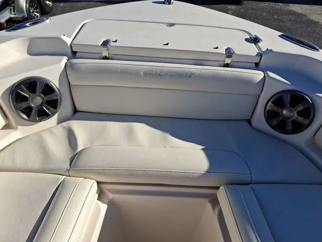 Slide: The Image of Grady-White Freedom 215 2021 - 29