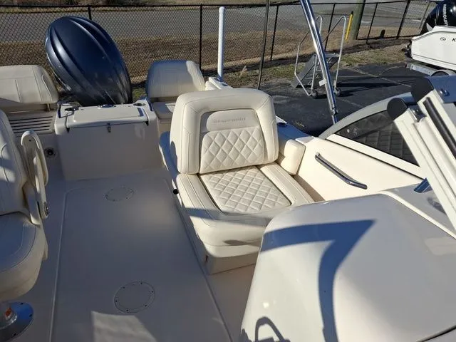 Slide: The Image of Grady-White Freedom 215 2021 - 19