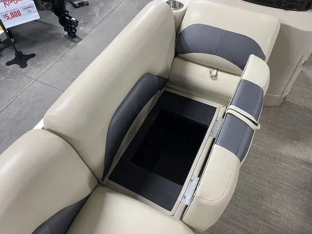 Slide: The Image of Landau Atlantis 230 Cruise TRI-LOG 2016 - 17