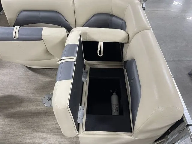 Slide: The Image of Landau Atlantis 230 Cruise TRI-LOG 2016 - 26