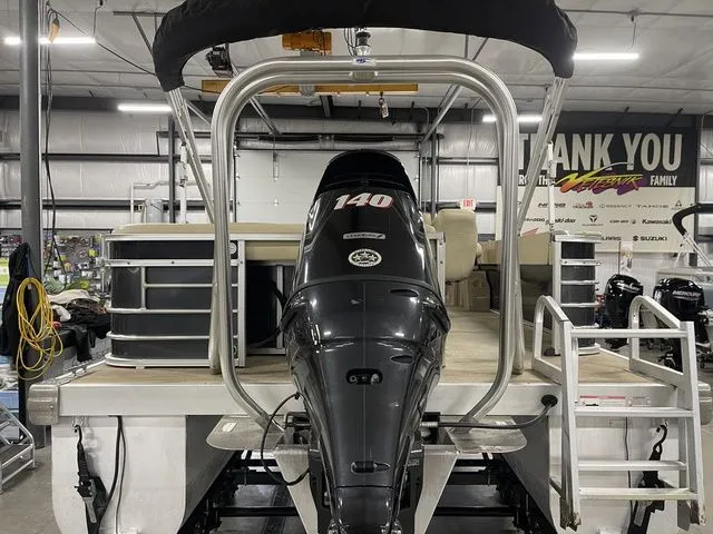 Slide: The Image of Landau Atlantis 230 Cruise TRI-LOG 2016 - 6