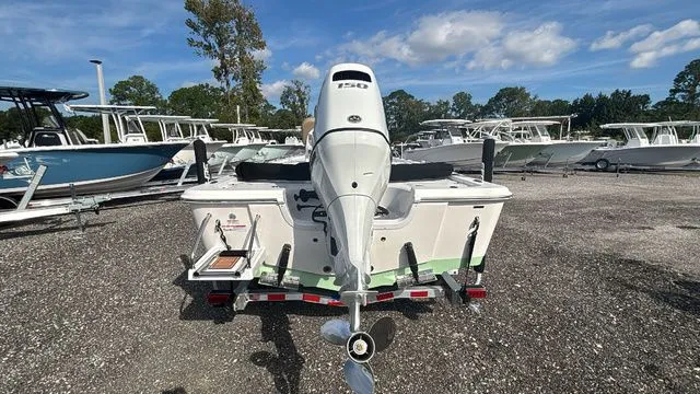 Slide: The Image of Sea Pro 210 Bay 2026 - 5