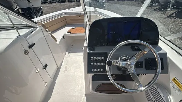 Slide: The Image of Sea Pro 240 DC 2026 - 21