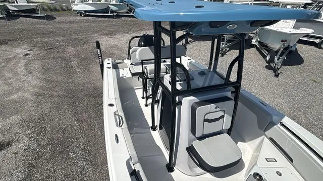 Slide: The Image of Sea Pro 225FLX Sandbar 2026 - 24