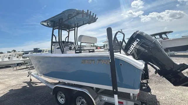 Slide: The Image of Sea Pro 225FLX Sandbar 2026 - 6