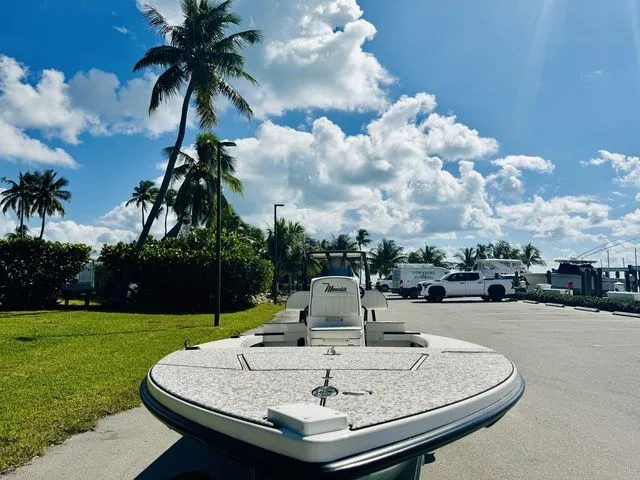 Slide: The Image of Maverick 18 HPX-V 2022 - 17