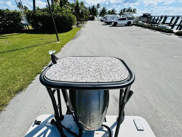 Slide: The Image of Maverick 18 HPX-V 2022 - 6