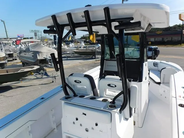 Slide: The Image of Stingray 253 CC 2026 - 38