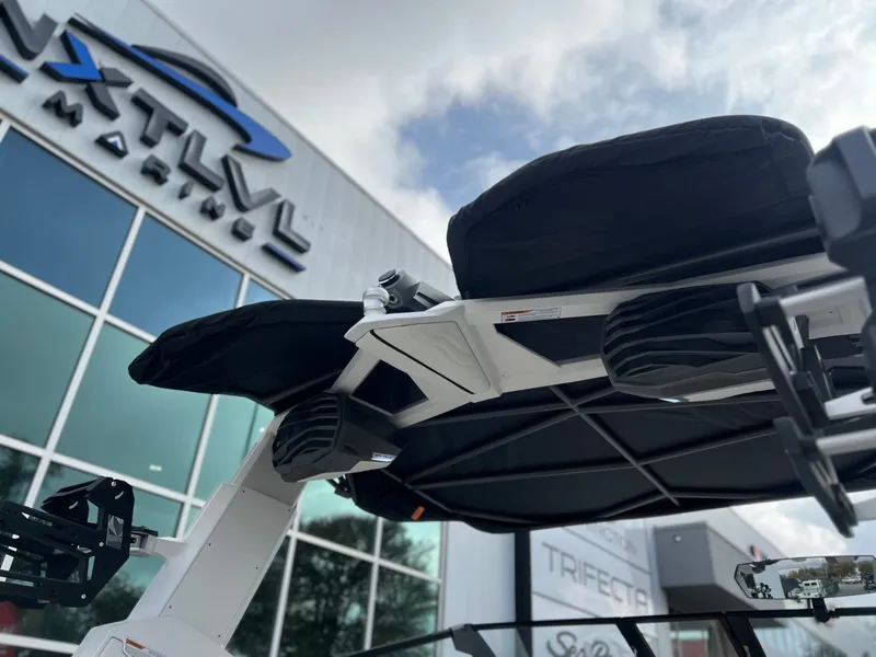 Slide: The Image of Nautique G25 2026 - 12