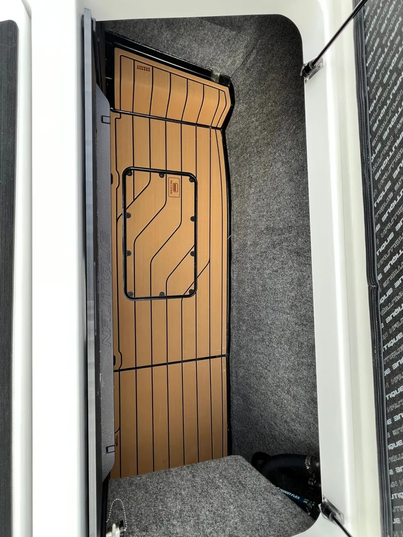 Slide: The Image of Nautique G25 2026 - 14