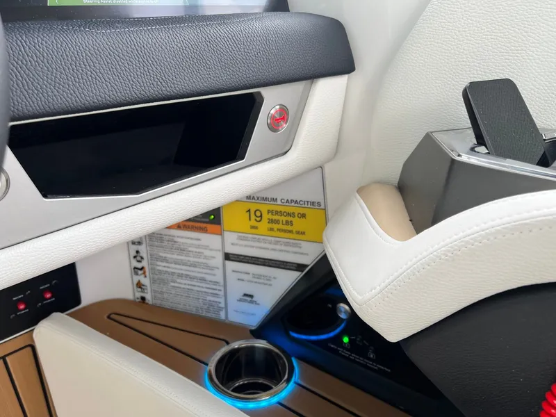 Slide: The Image of Nautique G25 2026 - 33