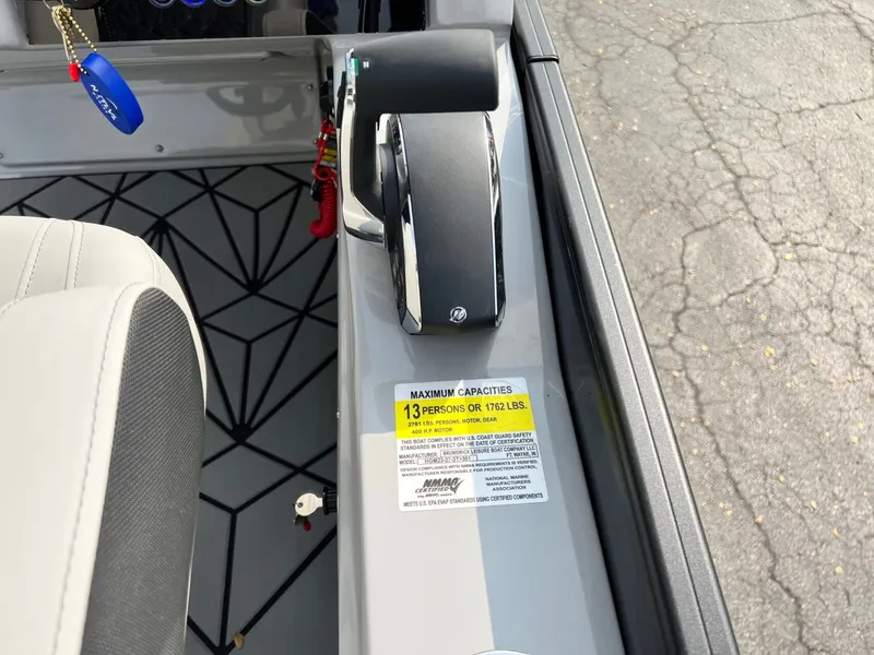 Slide: The Image of Harris Grand Mariner 230 2026 - 29