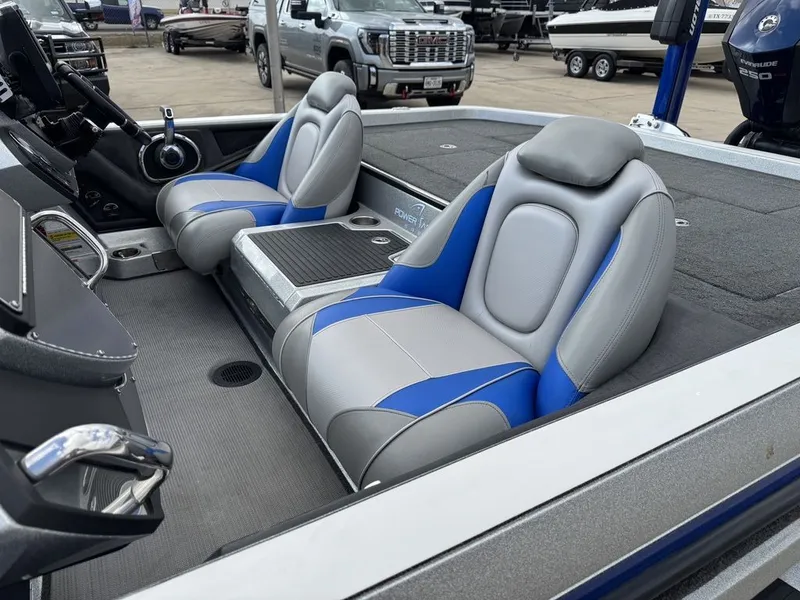 Slide: The Image of Ranger Z521 Comanche 2017 - 11