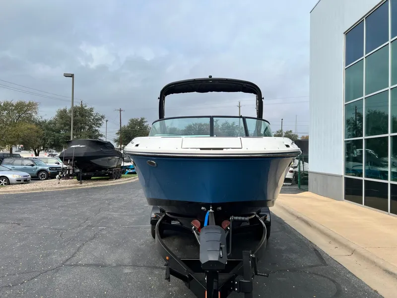 Slide: The Image of Sea Ray 2026 - 10