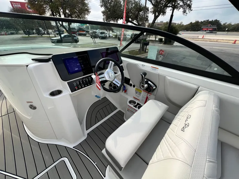 Slide: The Image of Sea Ray 2026 - 16