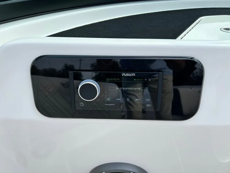 Slide: The Image of Sea Ray 2026 - 30