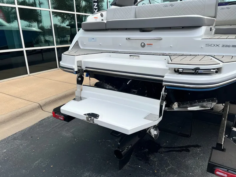 Slide: The Image of Sea Ray 2026 - 6