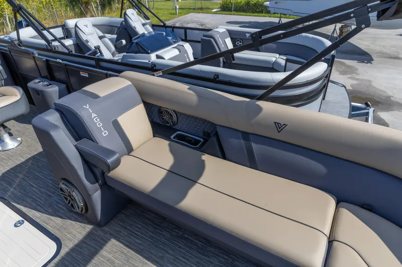Slide: The Image of Luxurious 2026 Viaggio Lago Z-S boat interior with comfortable seating and modern design. - 6