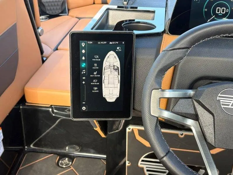 Slide: The Image of Malibu Wakesetter 23 LSV 2026 - 45