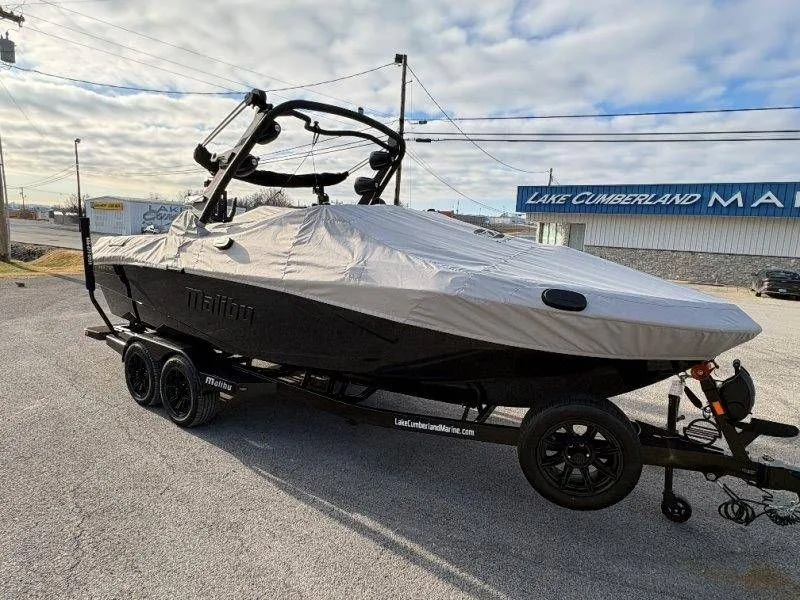 Slide: The Image of Malibu Wakesetter 23 LSV 2026 - 51