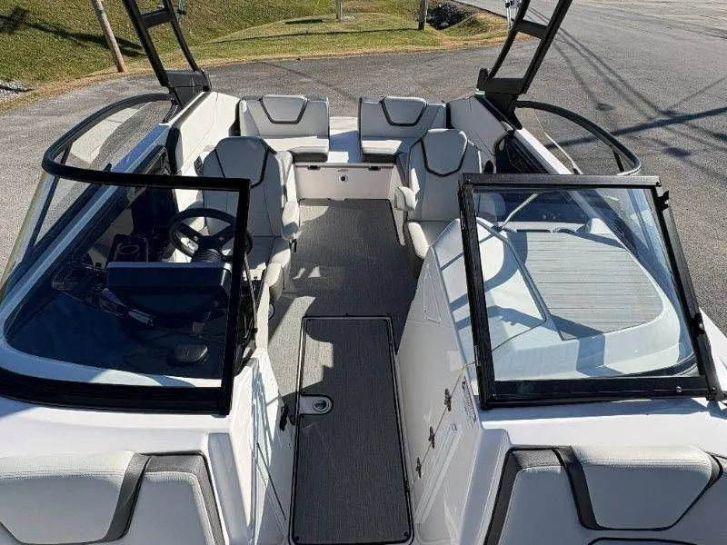 Slide: The Image of Yamaha AR250 2024 - 15