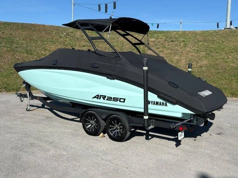 Slide: The Image of Yamaha AR250 2024 - 34