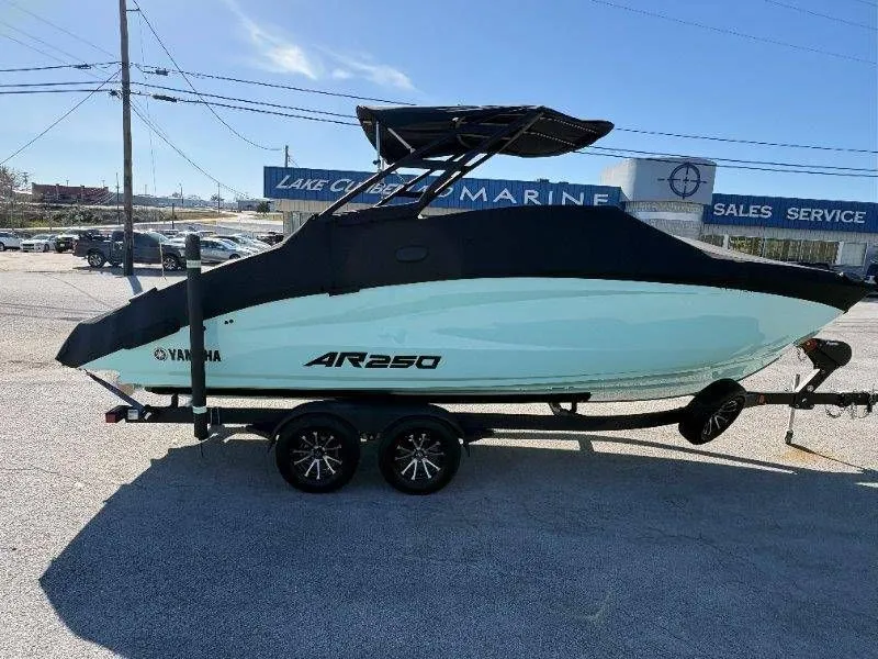 Slide: The Image of Yamaha AR250 2024 - 36