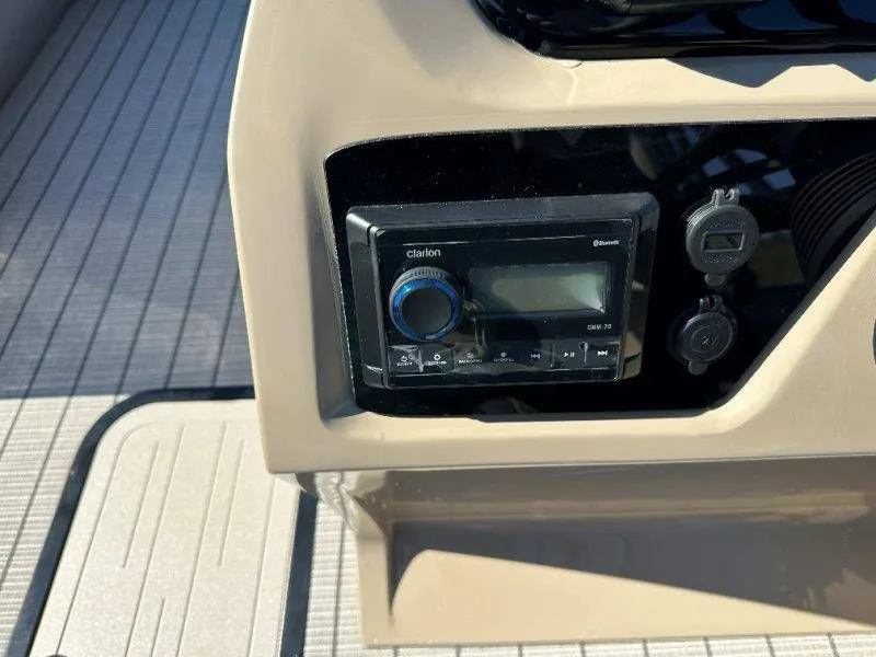 Slide: The Image of Viaggio Lago V22C 2026 - 28