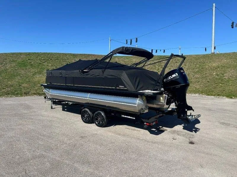 Slide: The Image of Viaggio Lago V22C 2026 - 39