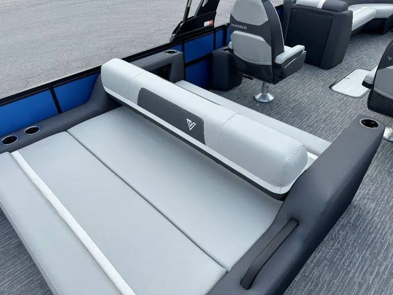 Slide: The Image of Viaggio Lago X24S 2026 - 26