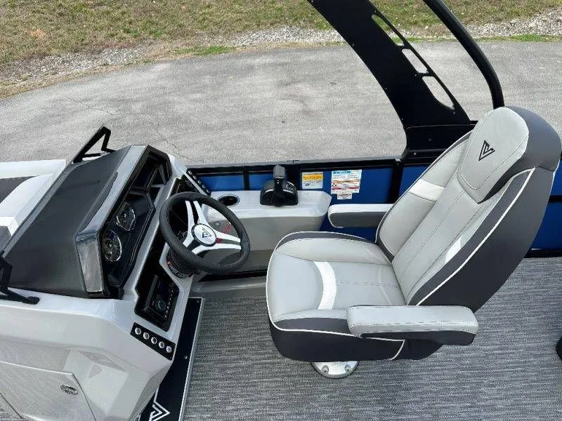 Slide: The Image of Viaggio Lago X24S 2026 - 27