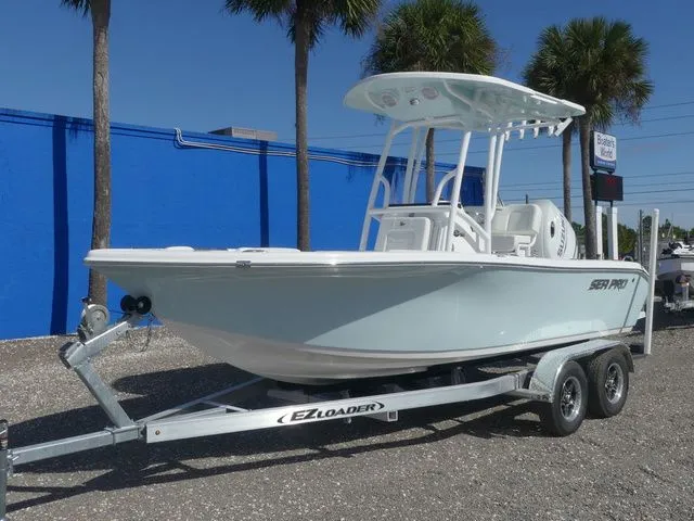 The Image of Sea Pro 202 Center Console 2026 - 1