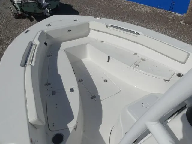 Slide: The Image of Sea Pro 202 Center Console 2026 - 13