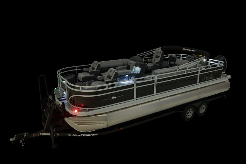 Slide: The Image of Sun Tracker Sportfish 24 XP3 2026 - 29
