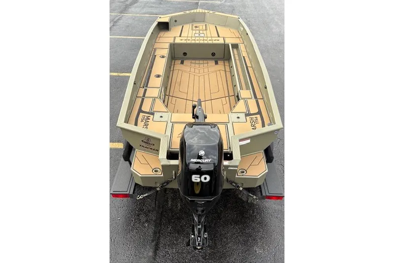 Slide: The Image of 2026 Tracker Grizzly 1756 T Marsh boat with Mercury 60 engine, top view. - 84
