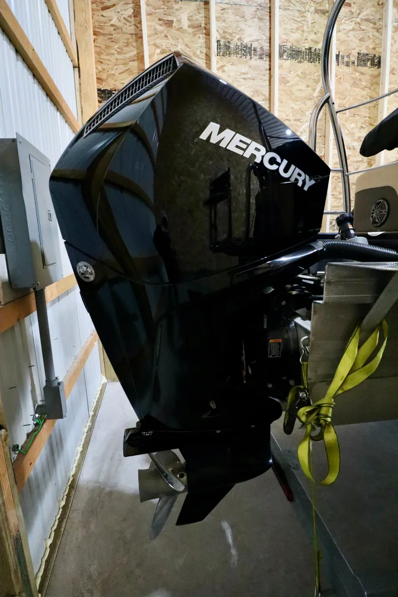 Slide: The Image of Harris Sunliner 230 2023 - 30