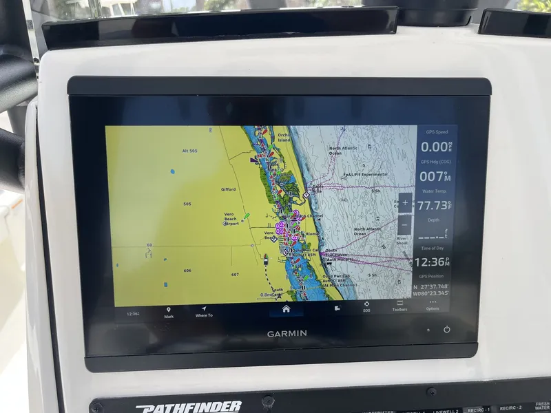 Slide: The Image of Pathfinder 2500 Hybrid 2026 - 12