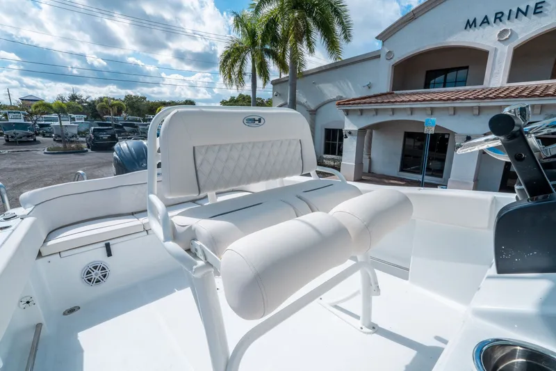 Slide: The Image of Sea Hunt Ultra 234 2026 - 16