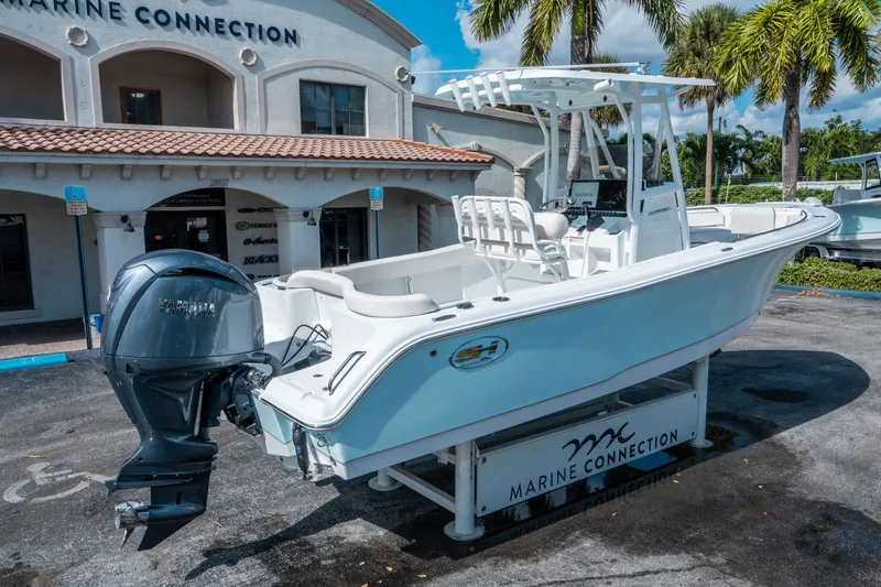 Slide: The Image of Sea Hunt Ultra 234 2026 - 2