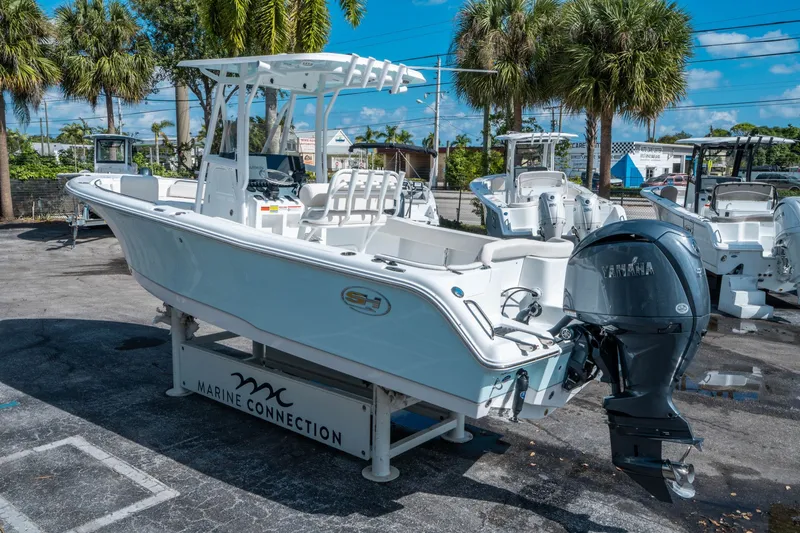 Slide: The Image of Sea Hunt Ultra 234 2026 - 4