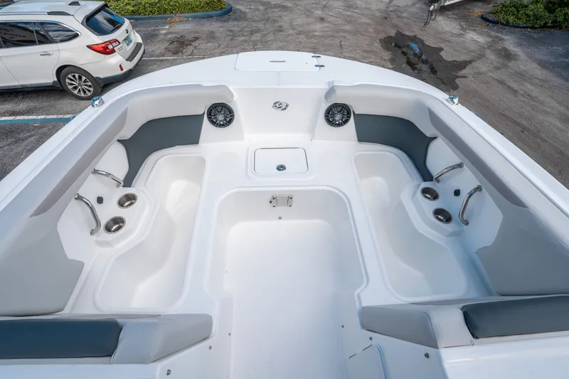 Slide: The Image of Hurricane SunDeck 2050 OB 2026 - 20