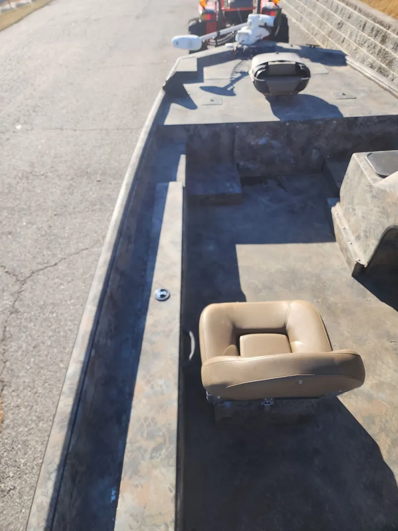 Slide: The Image of Excel Stalker Side Console 2172 2024 - 3